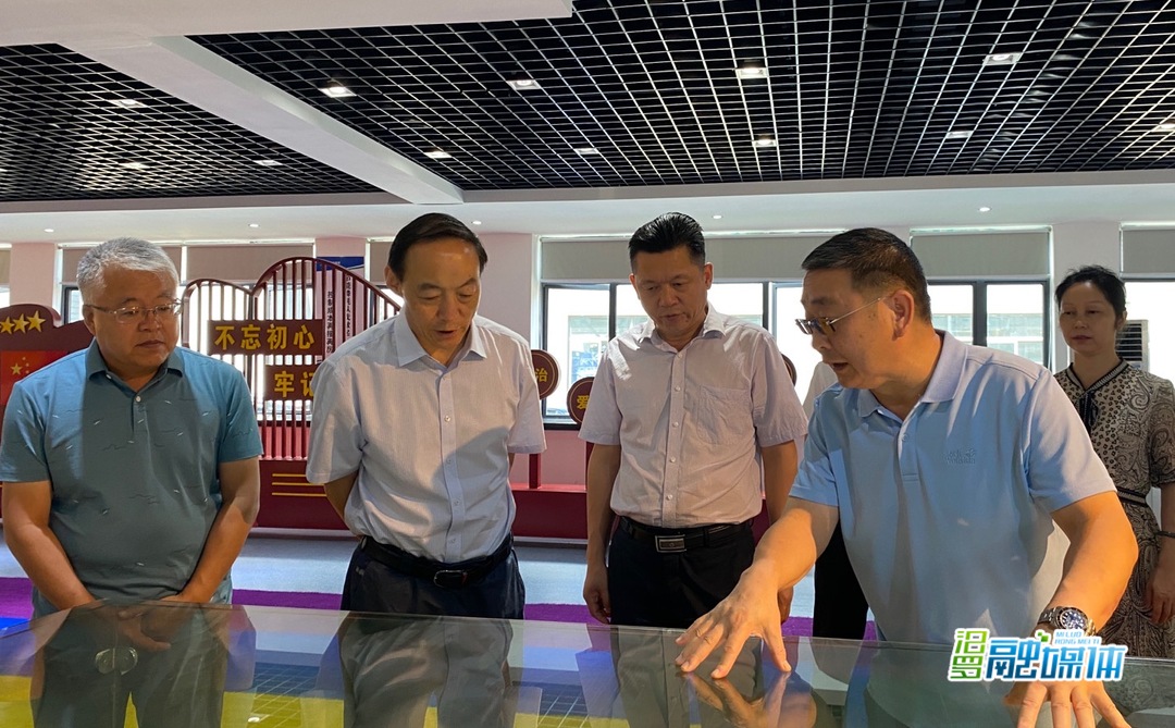 青海省政协副主席张晓容来汨考察调研
