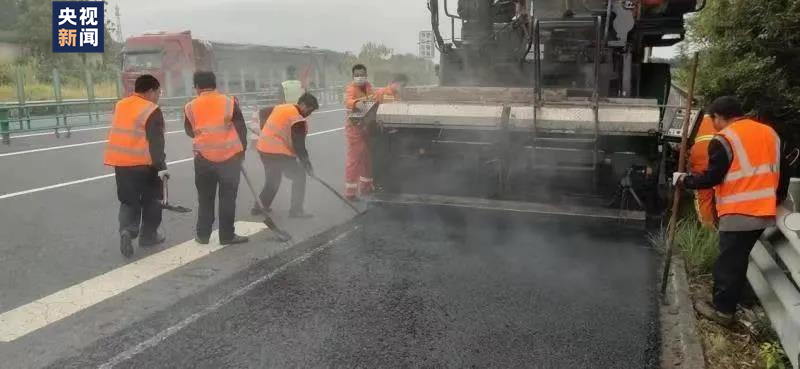 近期湖南多条高速施工 驾驶员出行需提前规划线路