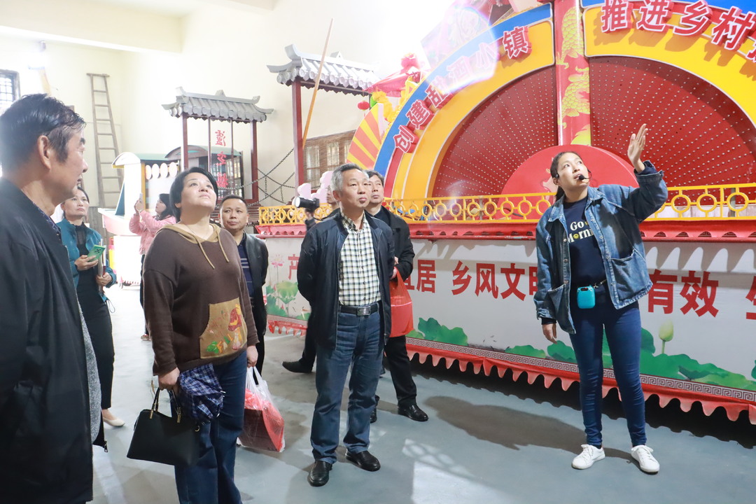 岳阳文旅广电局来汨调研非遗工作