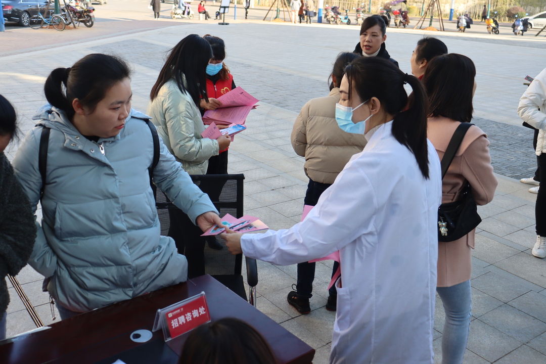 汨罗开展“世界艾滋病日”主题宣传活动，引导全民健康生活