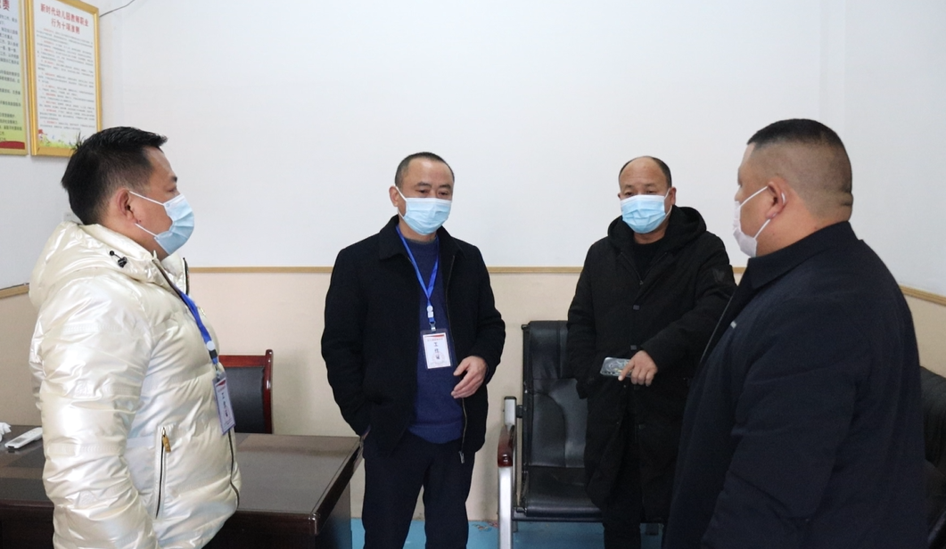 归义镇车站社区开展防疫防控工作专项检查