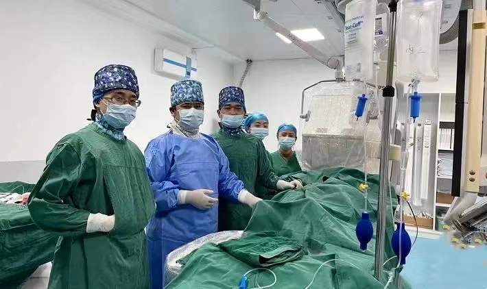 汨罗市人民医院联合湘雅附一医院成功开展我市首例颅内动脉瘤栓塞术