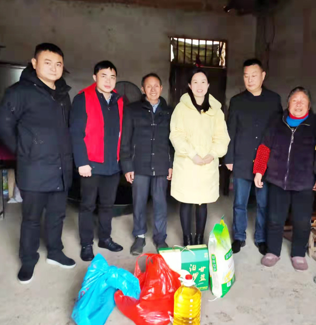 “两关爱志愿服务”暖冬行动！汨罗52个失独家庭、自闭症儿童家庭收到“新春礼包”