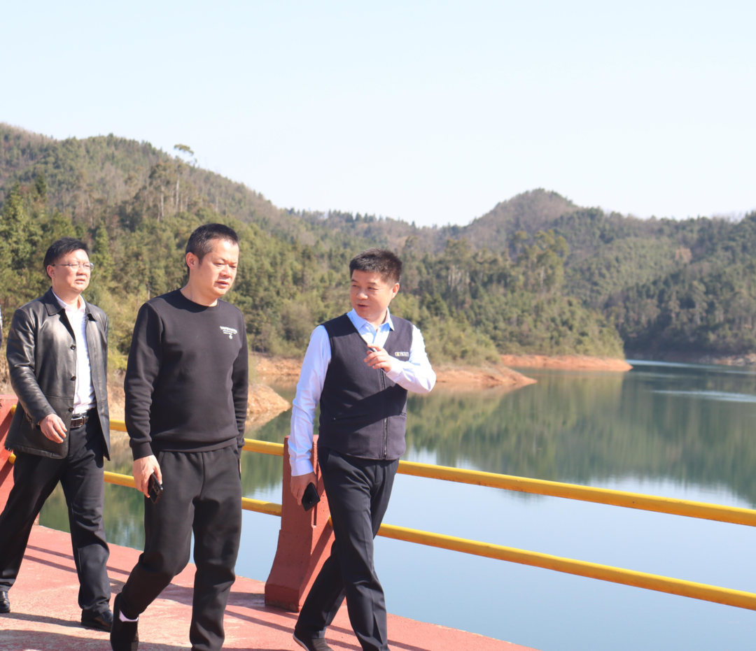 黎明带队巡查向家洞水库