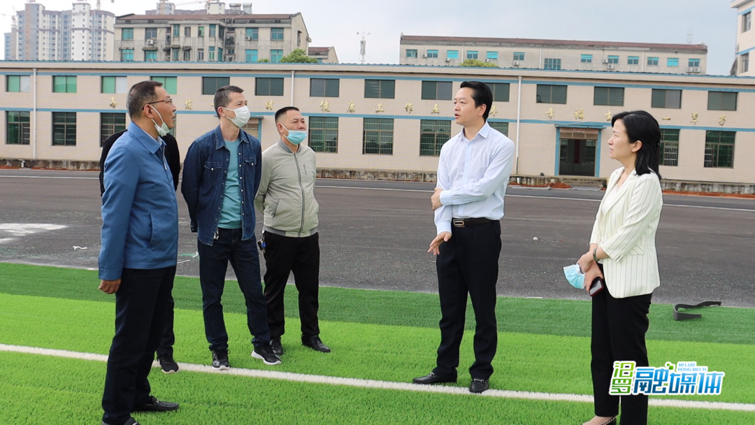 黄伟雄来汨罗调研指导第十四届省运会场馆建设工作