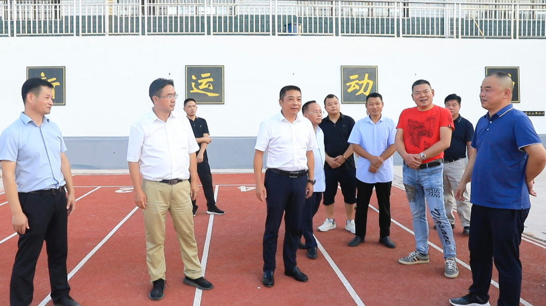 朱平波调研白塘镇教育改革工作