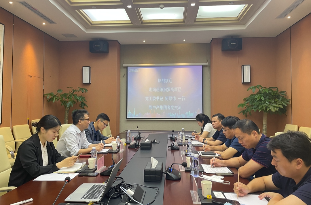 何厚德赴江西、江苏、上海开展精准招商