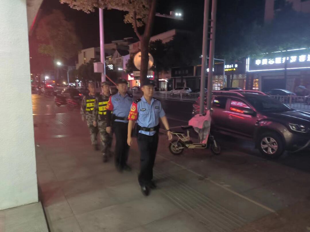 归义派出所：强化社会面巡逻防控 全力护航二十大