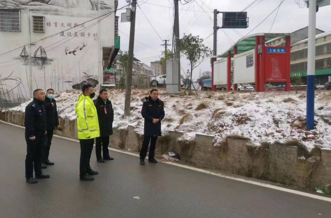 雪后逢年关，107国道开展春运安全隐患排查