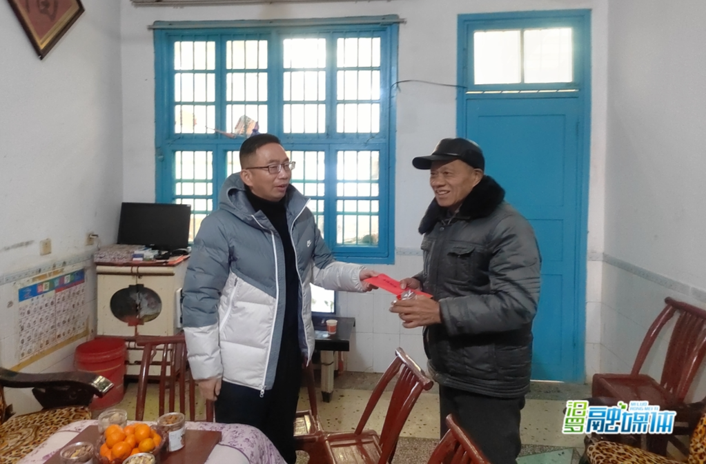 付文勇走访慰问退役军人和困难群众