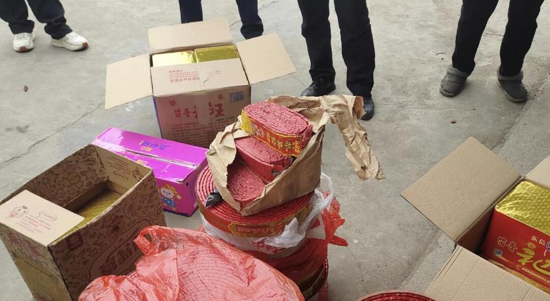 白塘镇开展烟花爆竹打非清剿专项行动