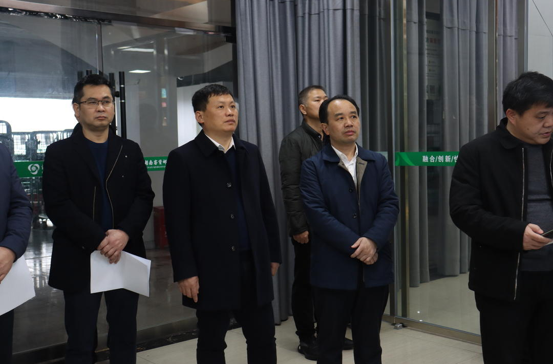 永州市交通运输局来汨考察客货邮融合发展工作