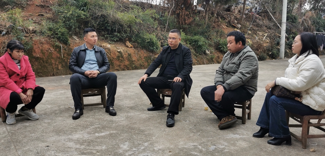 社会爱心人士朱彪捐助罗江镇一困难家庭