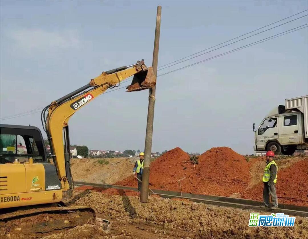 汨罗：“共杆并线”在行动，助推高标准农田建设