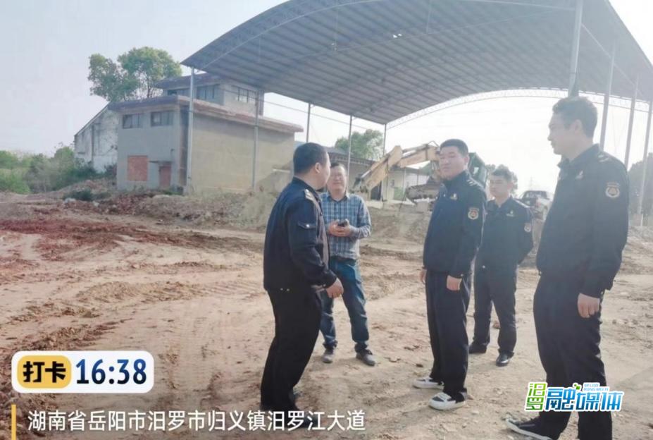 共创文明城 | 市城管局开展建筑垃圾集中整治