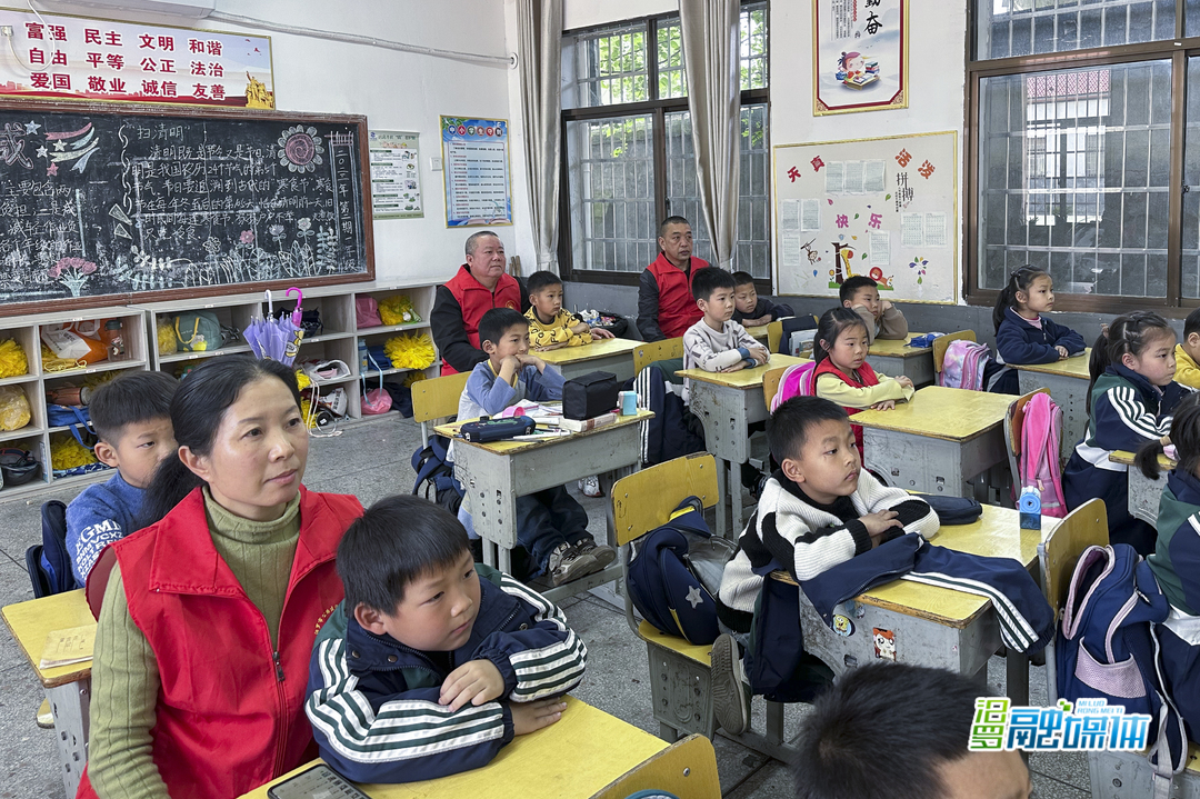 汨罗公路建养中心：开展“与书香为伴 携经典同行”读书日活动