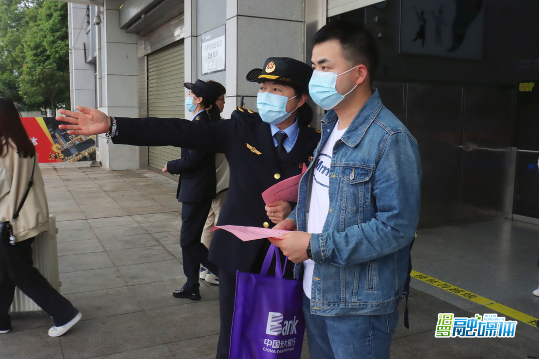 市交通运输综合行政执法大队开展客运“打非治违”专项宣传 查扣非法营运车辆55台