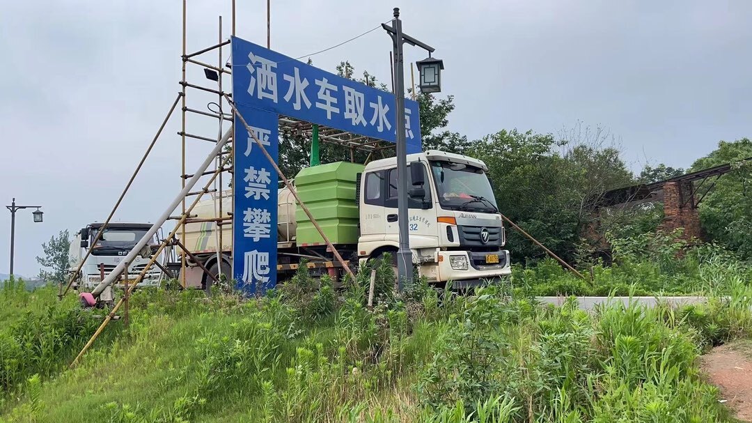 汨罗环卫新举措，年节约自来水约30万吨