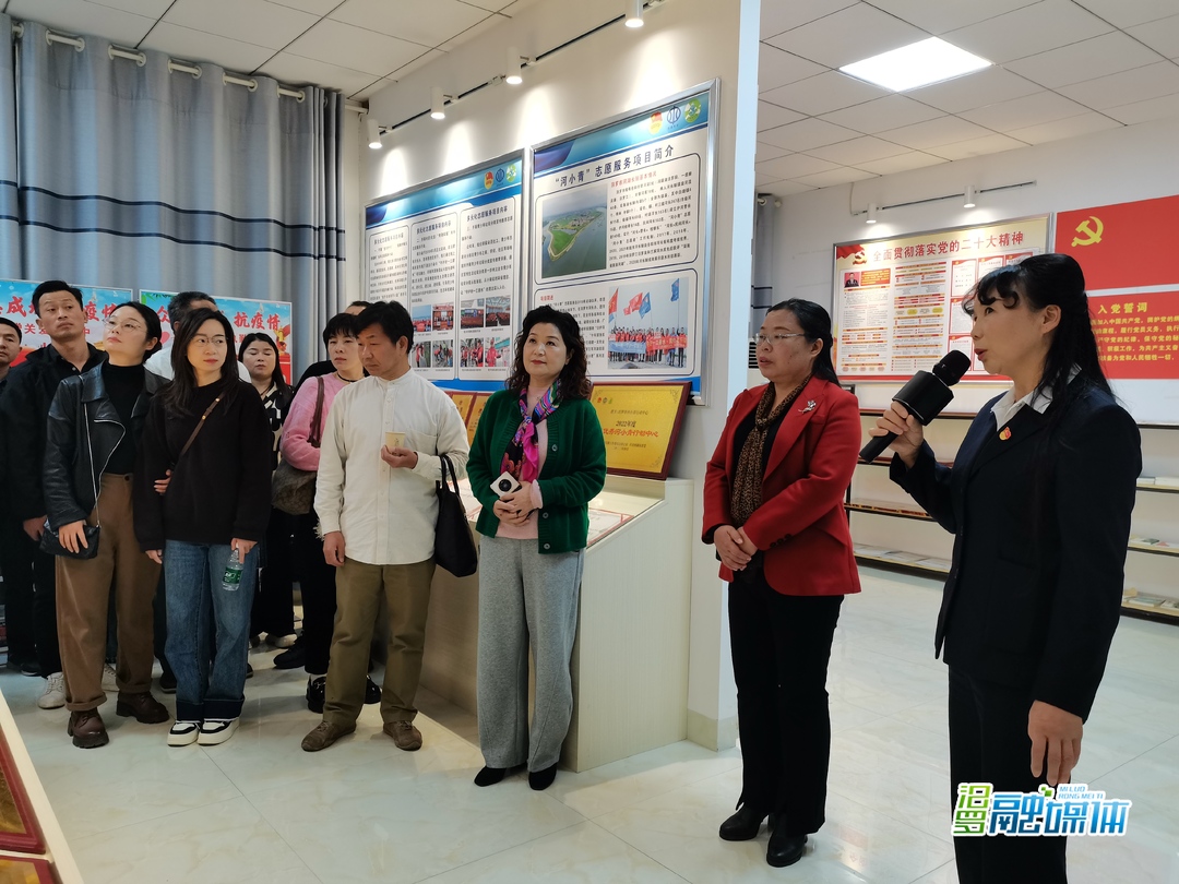 岳阳市新阶联骨干培训班来汨罗开展现场教学