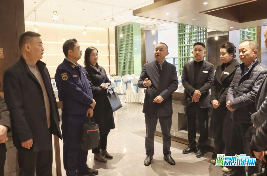 刘勇调度“两会”保障工作