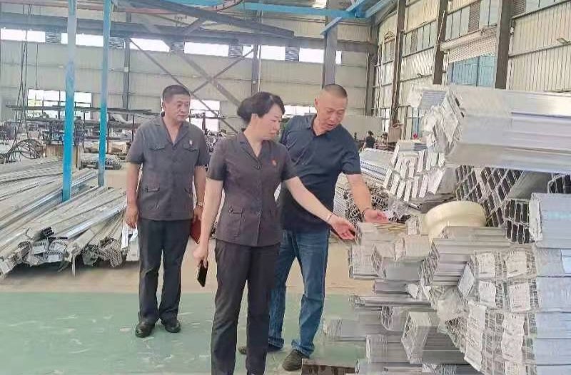 汨罗法院：走访调研进企业 问诊把脉促发展