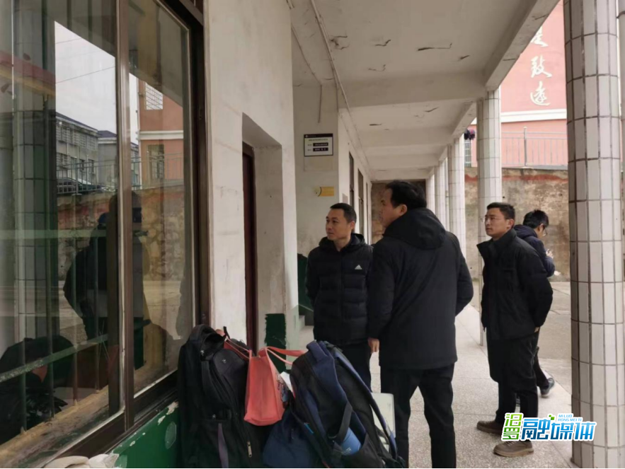 神鼎山镇：积极应对低温雨雪冰冻，让群众安全感“升温”