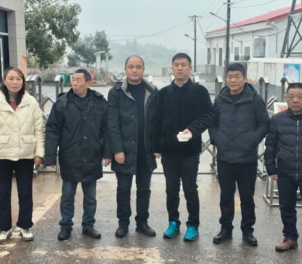 桃林寺镇：乡友爱心捐资，情暖敬老院