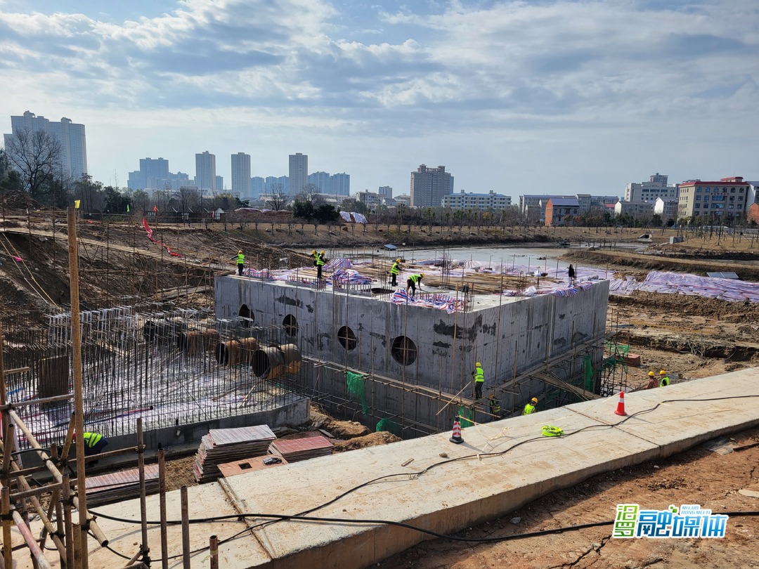 新春走基层丨大年初三，汨罗江尾闾涝区二期排涝能力建设项目施工忙