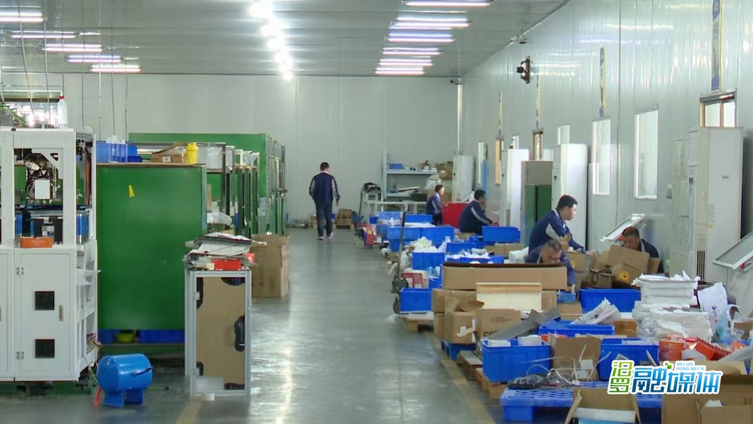 龙年首个工作日，汨罗高新区企业生产忙