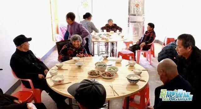 《中华志愿者》杂志2024年首期推介汨罗志愿服务A“三助”养老工作
