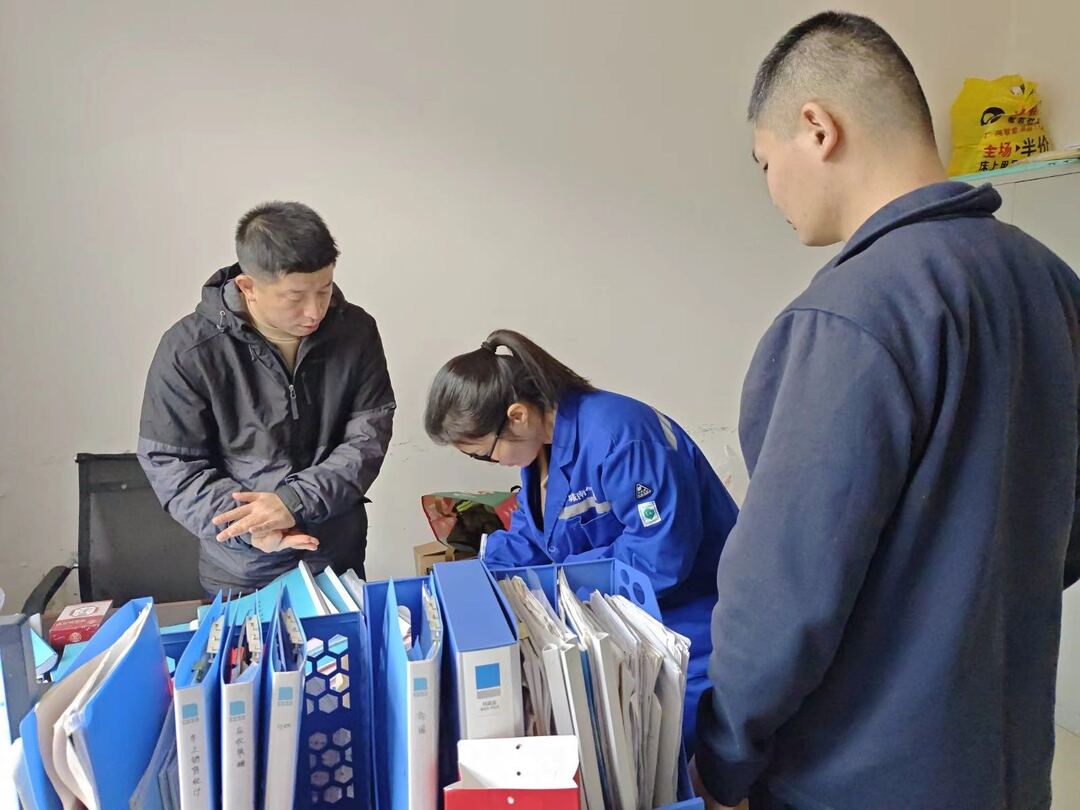 汨罗市气象局开展城乡燃气场（站）防雷安全专项检查