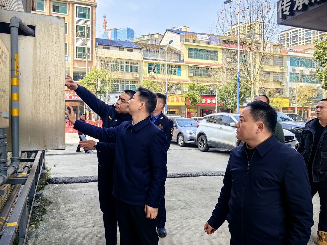 副市长曹陶暗访燃气安全工作