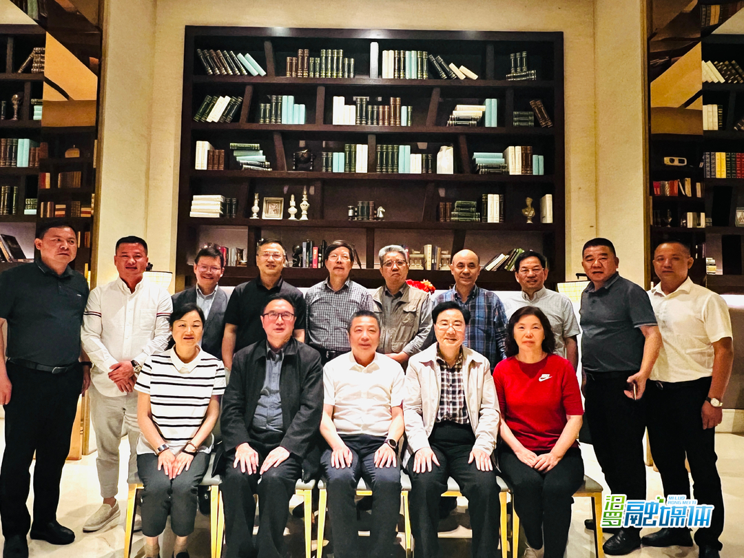 朱平波赴北京与在京汨罗籍智库专家座谈