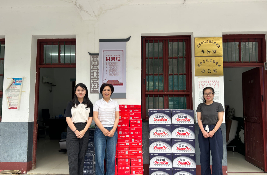 归义镇：助力防汛一线 爱心不停歇