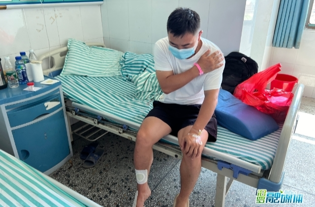 【新湖南】汨罗长乐一村干部抢险途中困于洪水，被干群合力救起