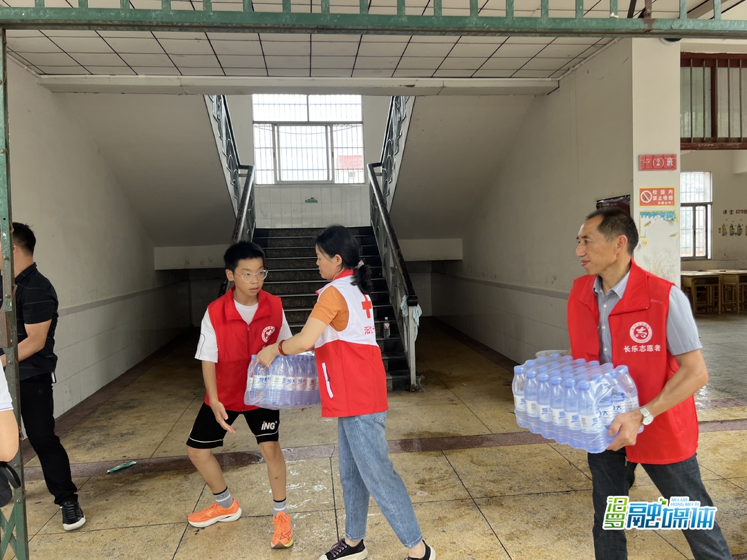 我志愿我长乐！长乐镇志愿者奋战灾后重建一线