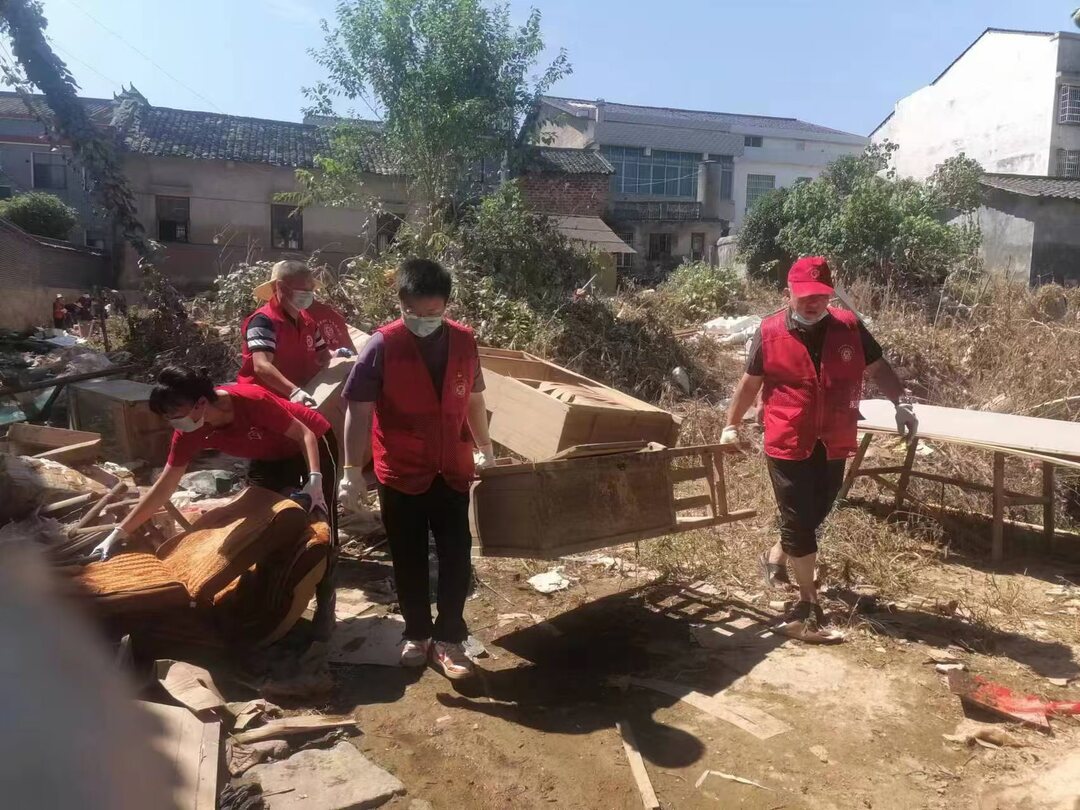 汨罗志愿者李干成：十一年如一日 甘为公益“孺子牛”