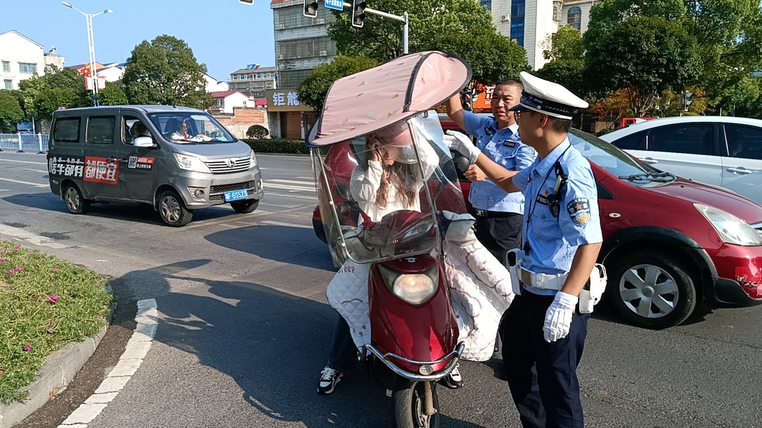 全警上路为期70天，汨罗城区开展摩托车电动车专项集中整治行动
