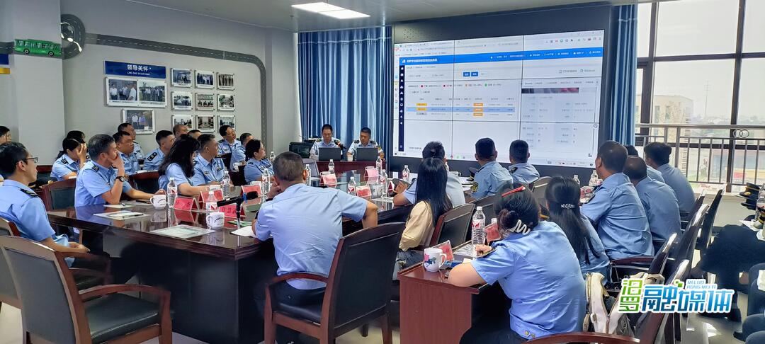 岳阳市路政治超执法队伍比武活动集中培训班学员来汨罗开展培训