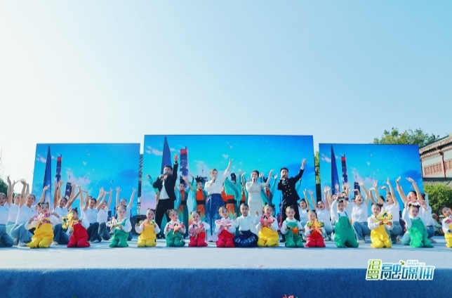 【新湖南】2024年汨罗市广场舞大赛总决赛圆满落幕，19 支队伍400位“巾帼舞林高手”进行比拼