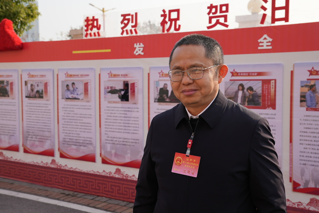 聚焦两会丨闭幕会后， 人大代表满怀信心踏上新征程