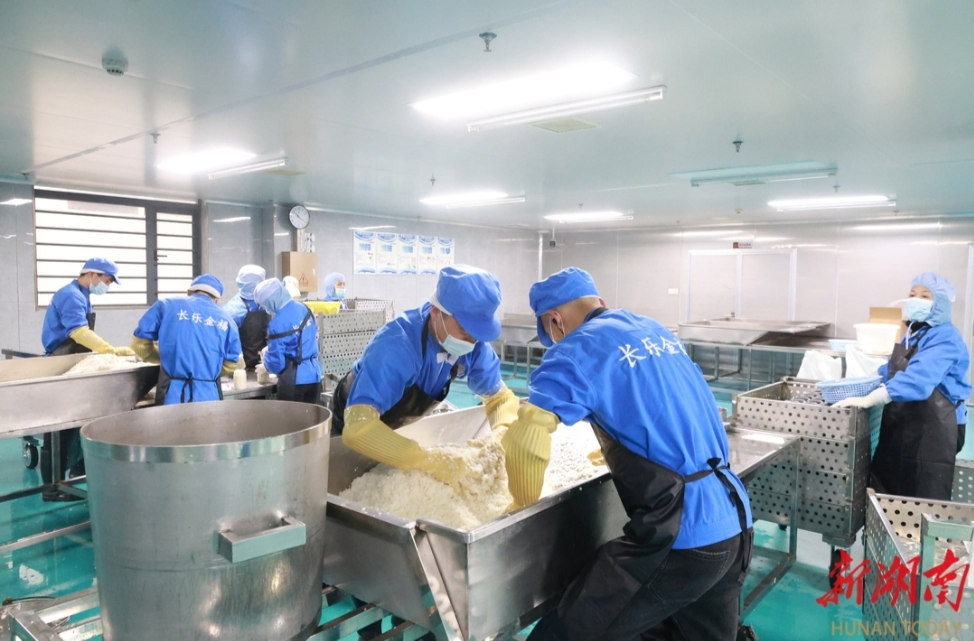 【新湖南】“甜酒小镇”生产忙！汨罗长乐甜酒产销旺