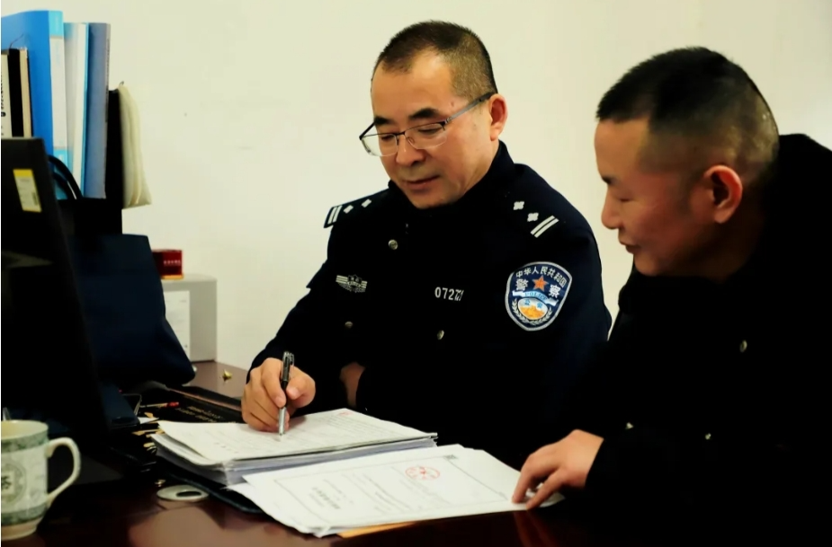 致敬警察节| 荣誉揭晓！来听听他们的故事