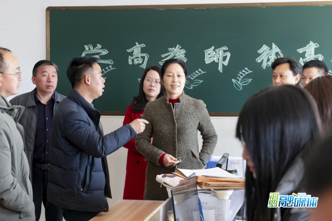 汨罗市政协到春雷学校开展青少年心理健康调研