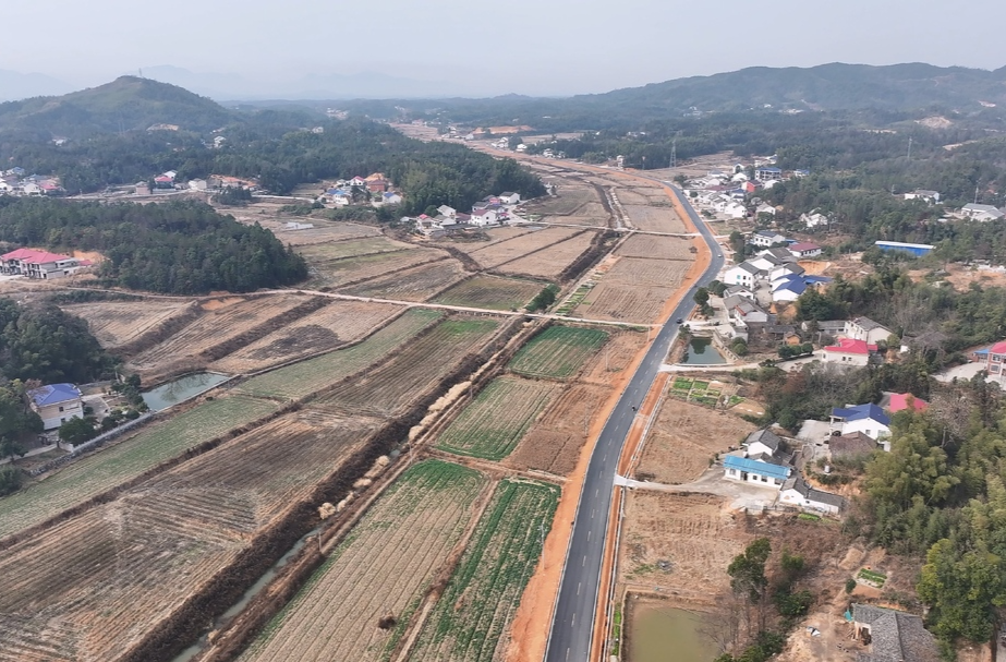 S316汨罗市张公庙至敖花塘公路开启试运行