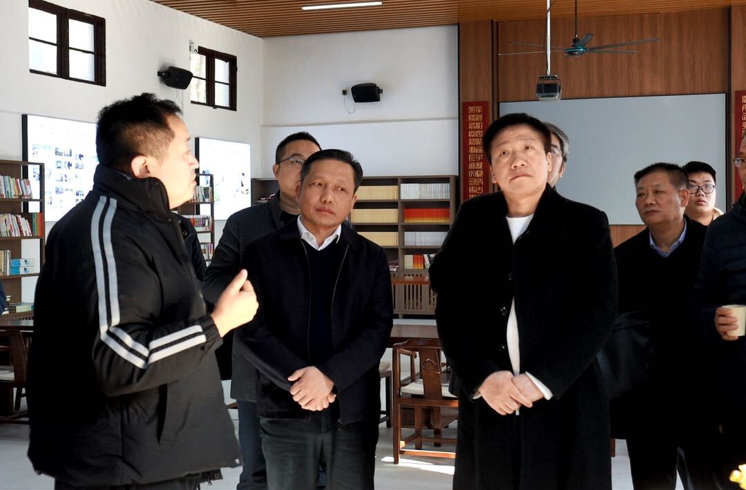 湖南省农村闲置宅基地和闲置农房盘活研究课题组来汨罗调研