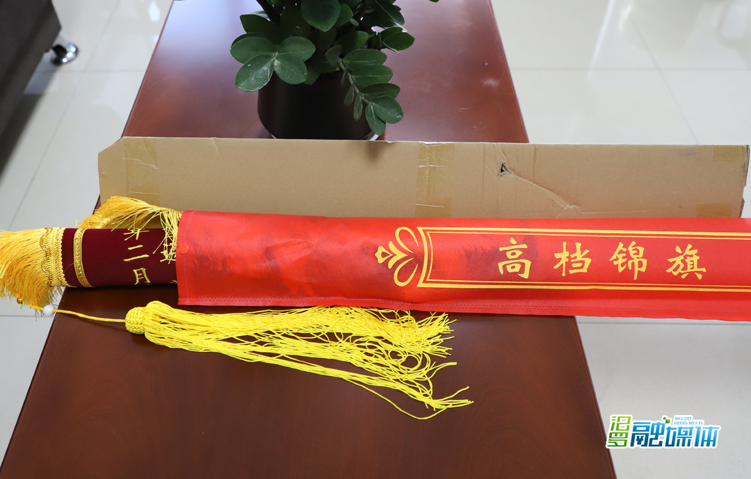 惊喜！汨罗公安收到一份“神秘”包裹