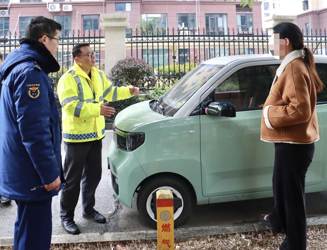 让小区居民住得更安心！ 归义街道开展消防安全专项整治行动