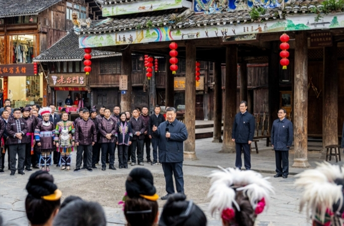 联播+｜串珠成链 总书记为县域经济发展开良方