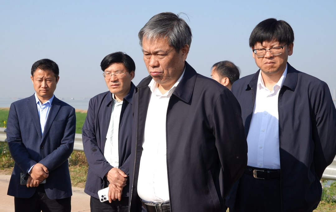 长江委党组成员、副主任胡甲均率队来汨罗调研